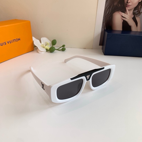 ルイヴィトンサングラス正面デザイン